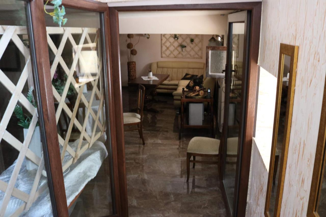 מלון באטומי Luxors Garden מראה חיצוני תמונה